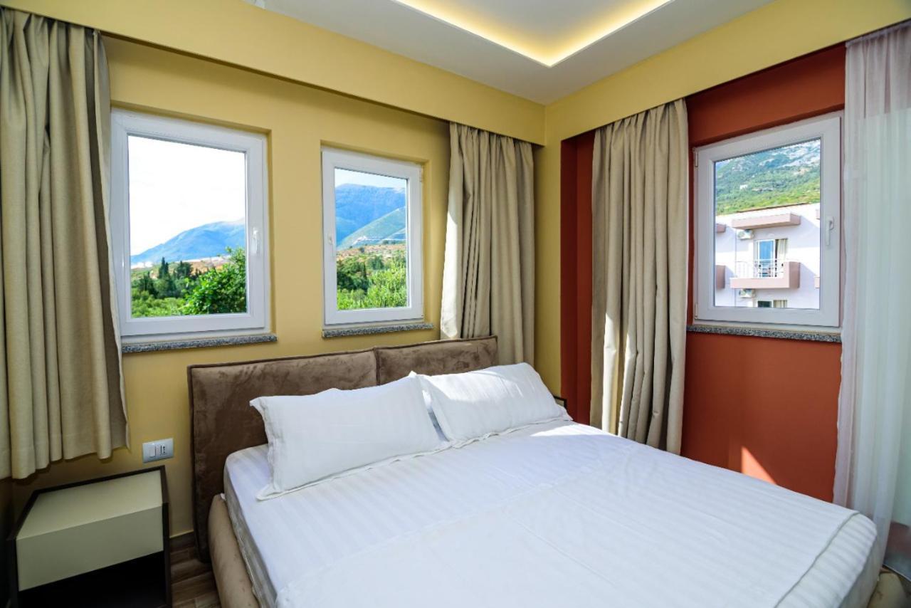 Hotel Orange Dhermi Exterior photo